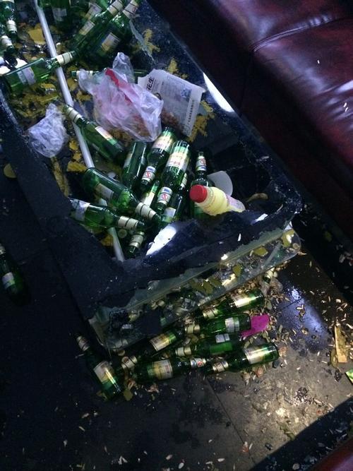 打碎啤酒瓶2游戏下载_打碎啤酒瓶2手游下载_打碎啤酒瓶2安卓苹果app下载